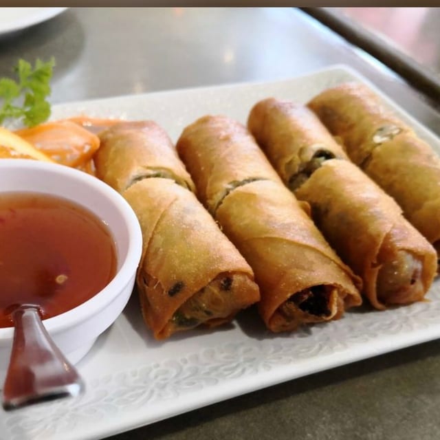 Po-Pia-Tod: Fried Spring Rolls (V).
